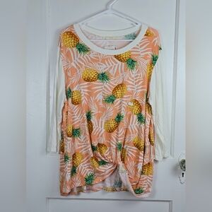 NWT Oddy Knit Pineapple Print Twist Hem Top Plus 3X